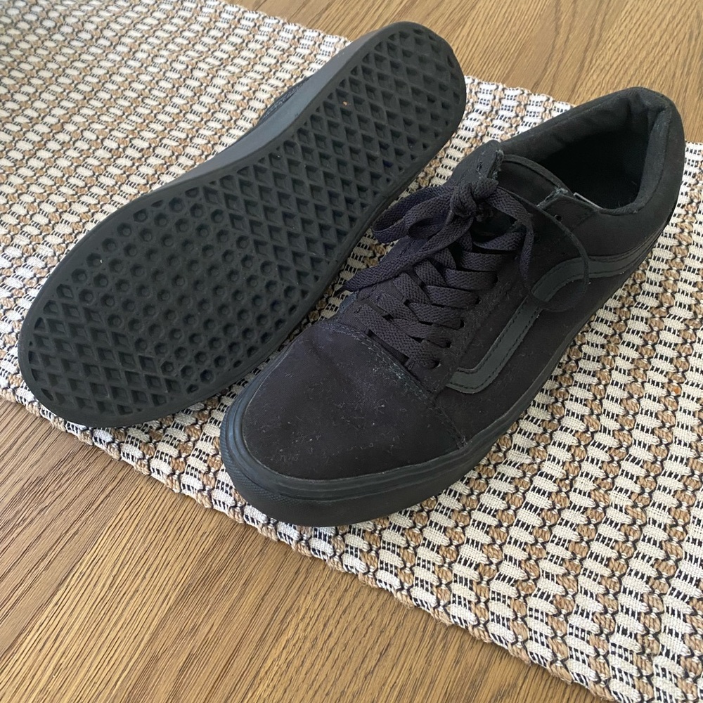 Vans Black Sneakers Breathable Mesh Design